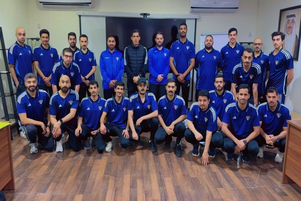 رنامج الاتحاد الكويتي لكرة القدم لتعليم المدربين