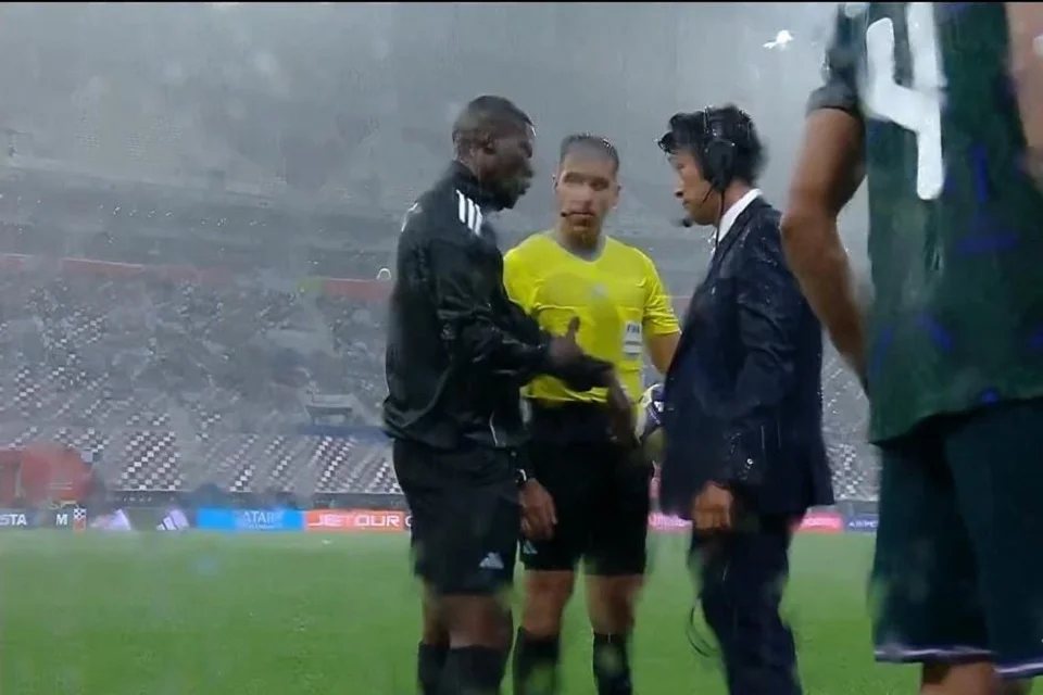 تأجيل مباراة السعودية والإمارات حتى إشعار آخر