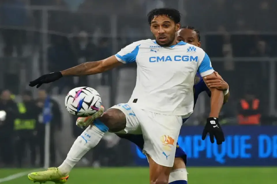 جان بيير أوباميانج مهاجم مارسيليا الفرنسي