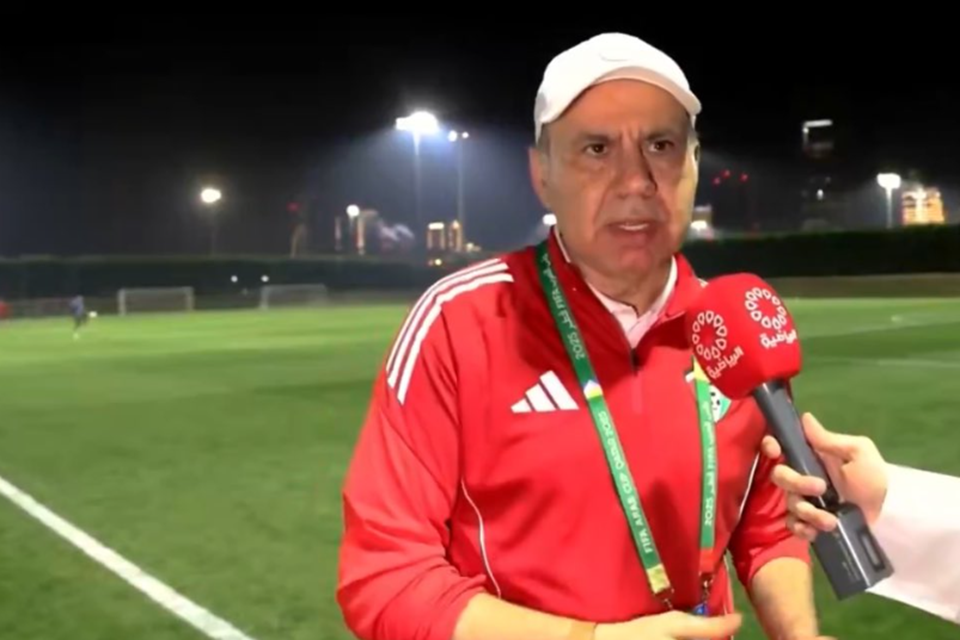 أيمن حسين رئيس الوفد الكويتي