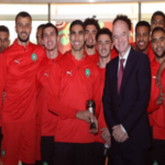 إنفانتيو وحكيمي