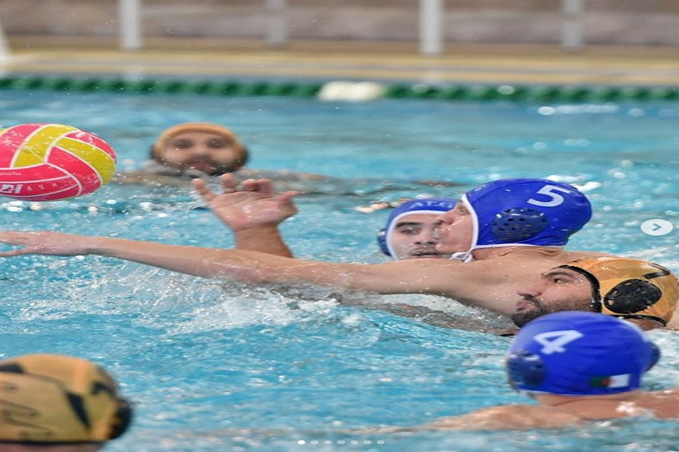 القادسية ضد سباحي قسنطينة