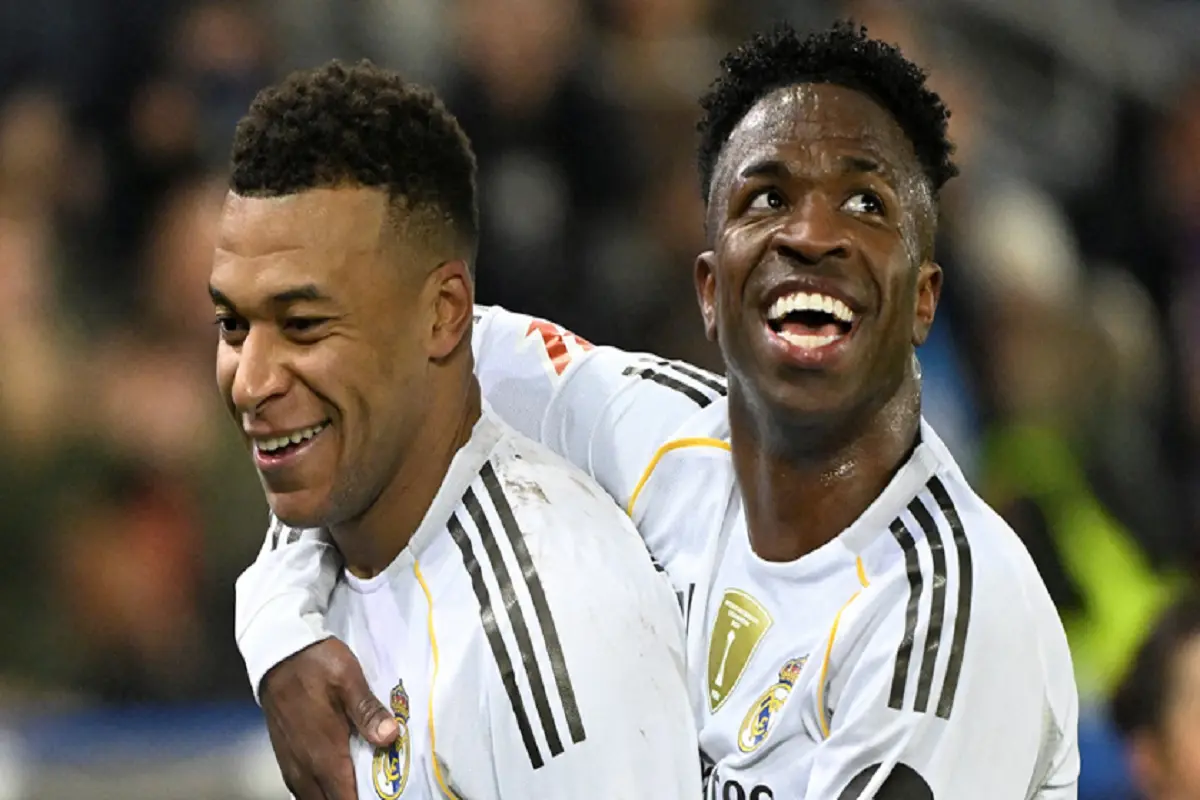 فينيسيوس جونيور وكيليان مبابي لاعبا ريال مدريد