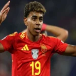 لامين يامال لاعب منتخب إسبانيا