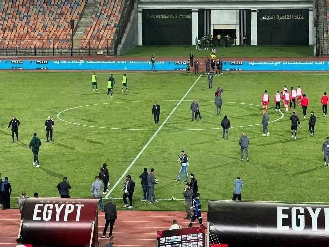 صورة من استاد القاهرة الدولي بعد تأجيل نهائي كأس ليبيا