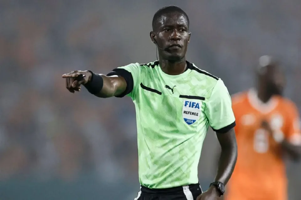 بيير أتشو الحكم الجابوني