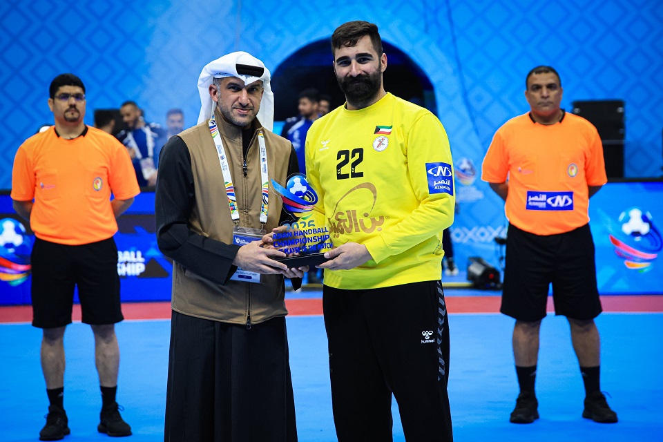 حسن صفر حارس منتخب الكويت لكرة اليد