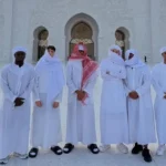 لامين يامال خلال زيارة مسجد زايد الكبير