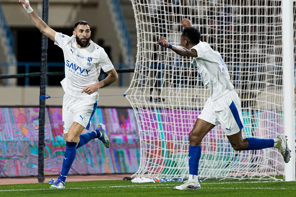 كريم بنزيما لاعب الهلال السعودي