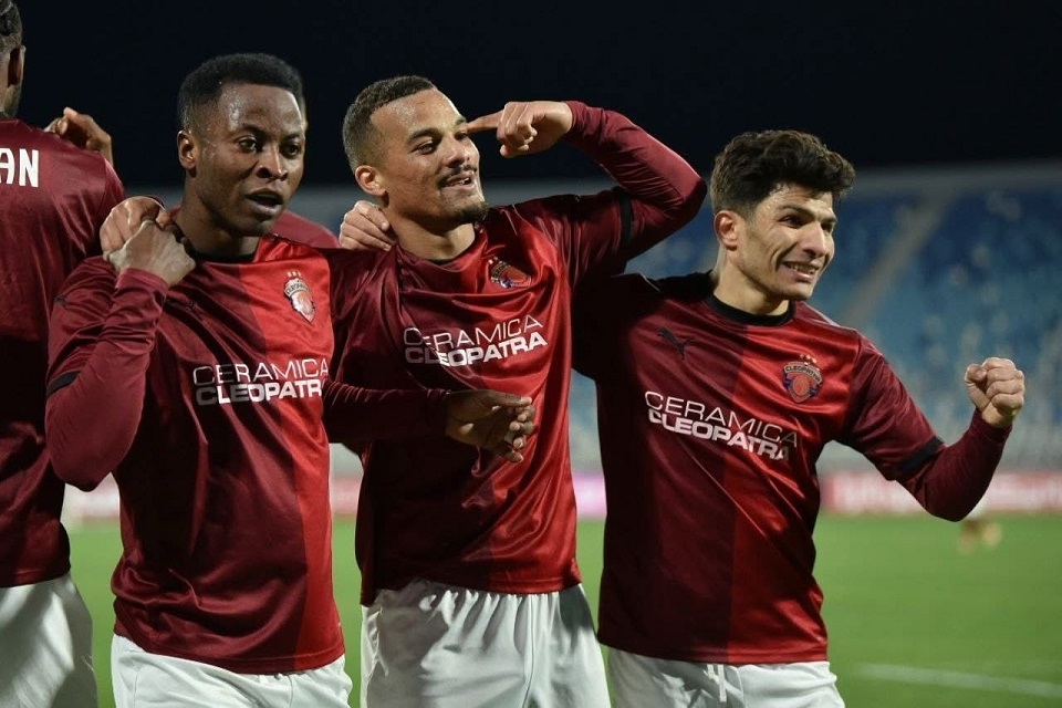 سيراميكا كليوباترا