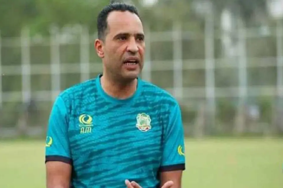 مؤمن سليمان مدرب الشرطة العراقي